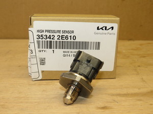 GENUINE- HIGH PRESSURE SENSOR- HYUNDAI TUCSON- 2018-2020- 1.6 TURBO. PN#: 35342-2E610- 2E500.